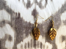 Load image into Gallery viewer, Pili Earrings
